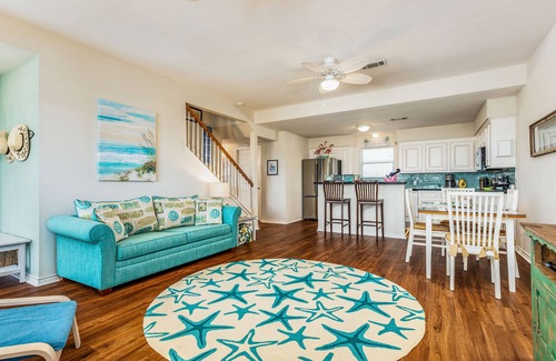 Isla Del Sol House | Fishing Paradise! Canal Home w/Large Deck & Open Floor Plan