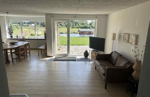 Bylderup-Bov House | Fiskesøens Hus - Lige ud til vandet - Sø & Å