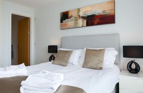 Newquay Apartment | Fistral View - 3 Cribbar