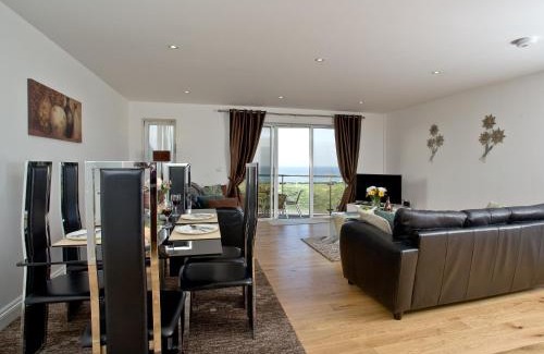 Newquay Apartment | Fistral View At Bredon Court
