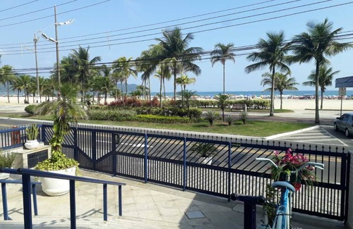 Guilhermina Apartment | FIT 2 DORMS, EXCELLENT LOCATION, FRONT P/BEACH, WI-FI, GARAGE, COMPLETE !