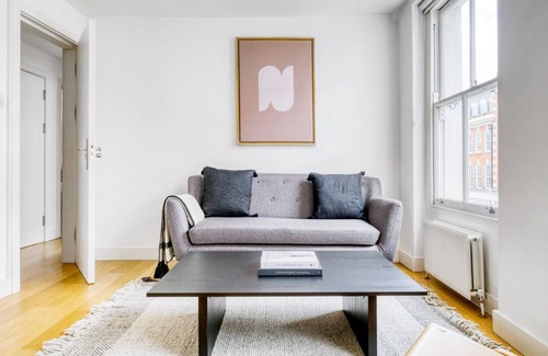 Fitzrovia Apartment | Fitzrovia 2BR on Tottenham Crt Rd, nr. Oxford Str. Shops, by Blueground