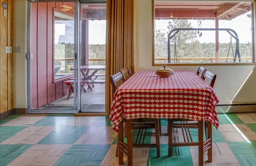 Redmond Cabin | Five Acres on Deschutes Riverfront - Near Fishing, Skiing, & Hiking