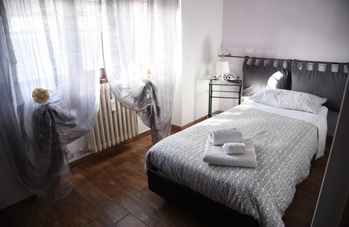 Quartiere XIII Aurelio Bed & Breakfast | Five bedroom apartment
