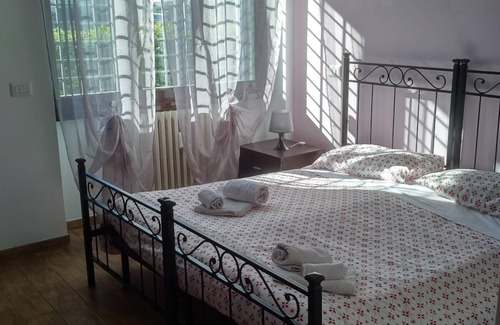 Quartiere XIII Aurelio Bed & Breakfast | Five bedroom apartment