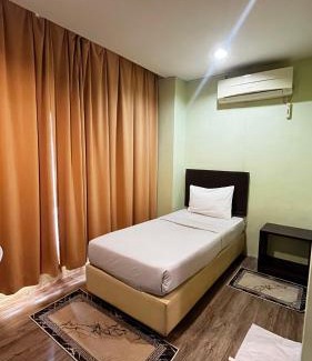 Gua Hotel | Five Ferns Hotel