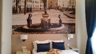 Stari Grad House | Five Points Square - City Center