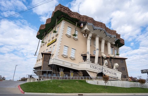Branson Villa | Five Star, Unbeatable Location Villa! w/On-Site Golf Access n