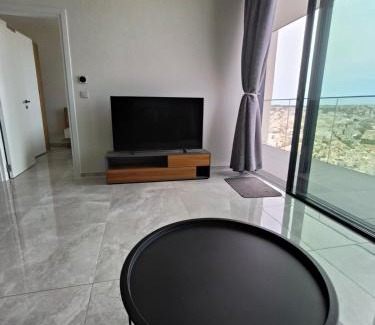 Paceville Apartment | Five Stars MercuryTower 25th SPA&Pool