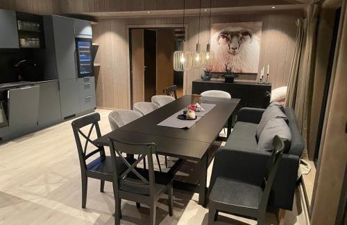 Loten Municipality Ski Chalet | Fjellro Budor - ski in ski out