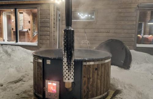 Funasdalen House | Fjellyx i funäs med relax&bastu, badtunna, 13 bädd