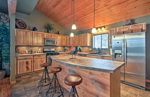 Flagstaff Cabin | Flagstaff Cabin on 5 Acres w/Fireplace & Fire Pit