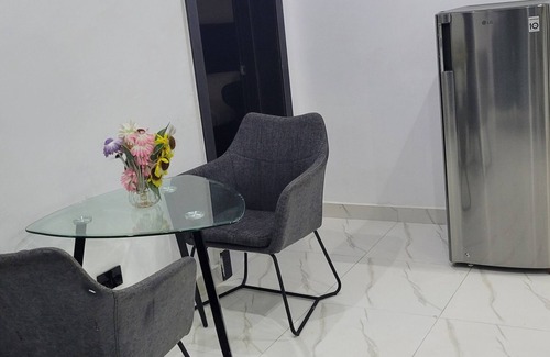 Lekki Phase 1 Apartment | Flamingo - 2 Bedroom Apartment in Lekki