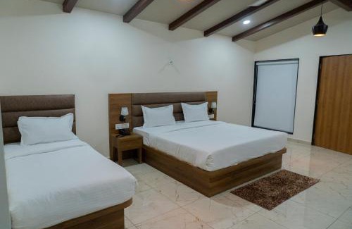 Una Hotel | Flamingo Club and Resort Una 3 Km Away from Diu Check Post