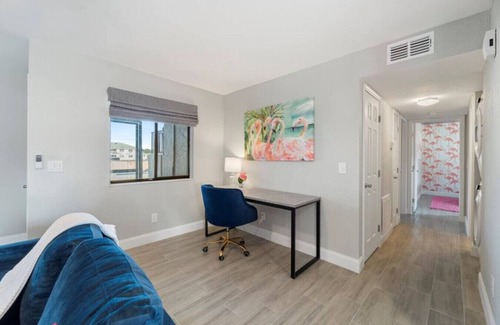 Pelican Condo | Flamingo Fun Condo in Cape Coral
