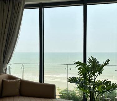 Hoang Hoa Hotel | Flamingo Ibiza Hải Tiến
