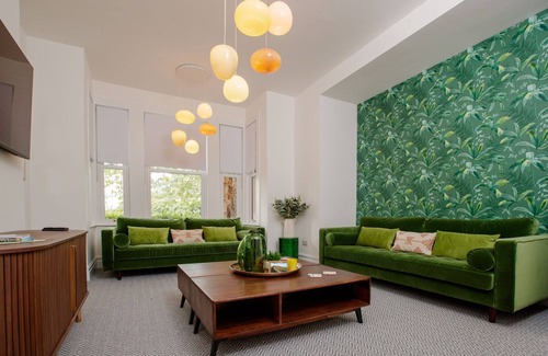 Ross-on-Wye Apartment | Flat 1 Highgate, Ross-On-Wye