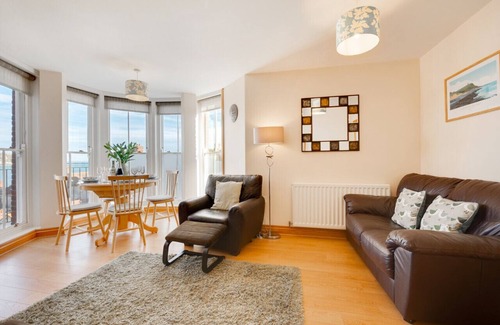 Swanage Apartment | Flat 7 Penlu - Two Bedroom Apartment, Sleeps 4