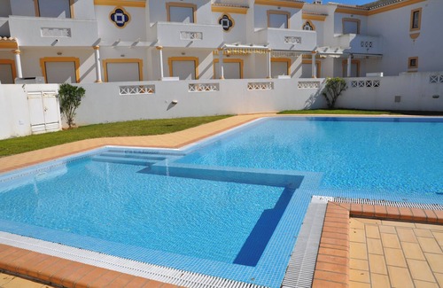 Vale de Carro Apartment | Flat Arriba OCV - 5min Beach
