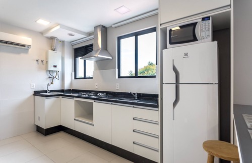 Prado Velho Apartment | Flat completo com garagem, 2 camas de casal, perto do Centro e Jd Bot, PUC