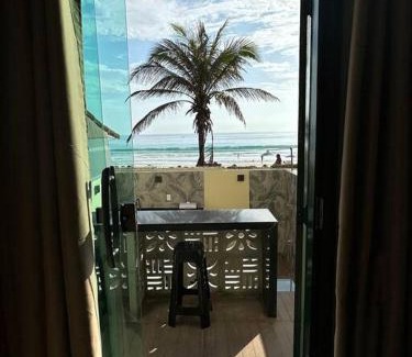 Pero Apartment | Flat frente mar no pero piscina