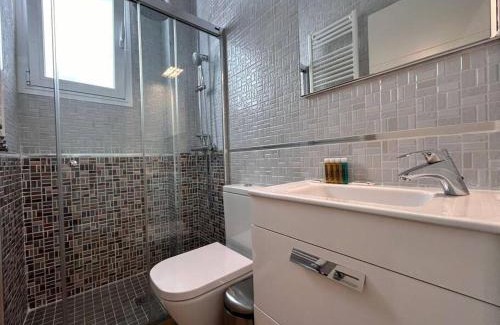 Arganzuela Apartment | Flat in the Barrio de Las Delicias, Madrid