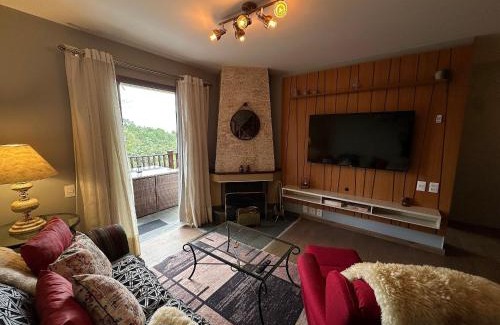 Alto do Capivari Hotel | Flat para 6 pessoas no Home Green Home