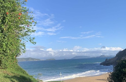 Caravelas Apartment | Flat Praia das Caravelas-Amazing sea view!