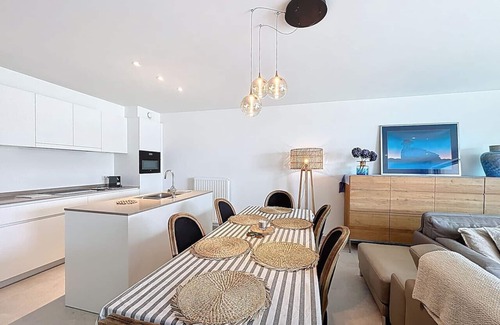 Ostend City Centre Apartment | Flat Sky Harbour 104 - Oostende