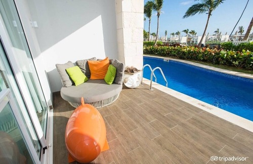Punta Cana Apartment | Flat Swim-Up Suite w/King Bed, Direct Pool Access, Round Day Bed ALL-INCLUSIVE