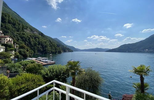 Torno Apartment | Flat Via De Benzi in Torno – Lake Como