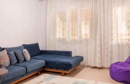 Konak Apartment | Flat with Large Balcony in Izmir
