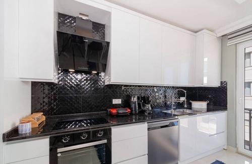 Lara Apartment | Flat with Walking Distance to Beach in Antalya