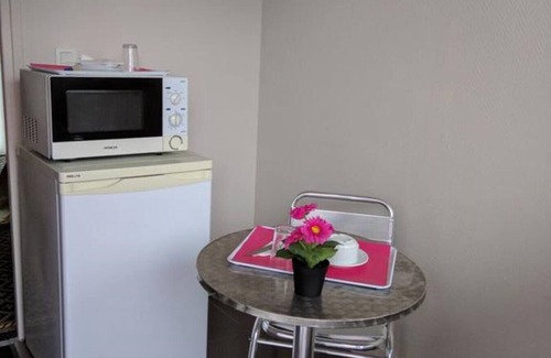 Bailleul Apartment | > Fleur de Lys 4 >