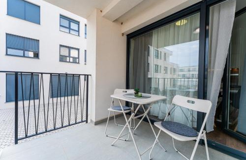 Velika Gorica Apartment | Flex SelfCheckIns 98 - Zagreb - 2 Bedrooms - Parking - Loggia