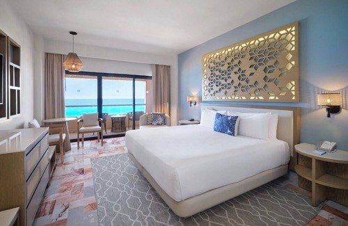 Punta Cancun Resort | Flexible Dual-Suite w/Balconies & Resort Perks – Wyndham Grand Cancun