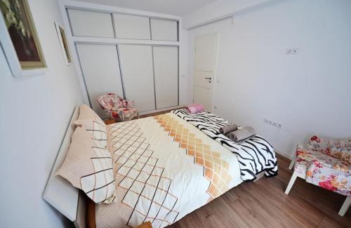 Cisnadie Apartment | FLH - Apartament Kathy Sibiu