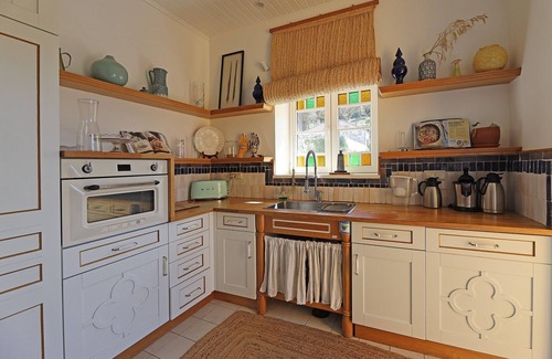 Oliveira do Douro House | FLH Gaia Quinta de Sá - Country House