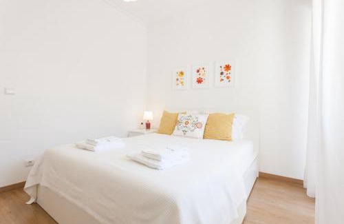 Lisbon Old Town Apartment | FLH Marquês Bright Apartment