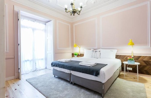 Lisbon Old Town Apartment | Flh Marques Trendy Apartment