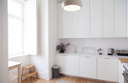 Santa Maria Maior Apartment | FLH Praça Comércio Bright Flat