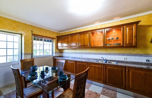 Vale do Garrao House | FLH Quinta das Salinas Triplex with Balcony