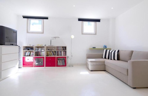 Restelo Apartment | FLH - Restelo Spacious Duplex With View