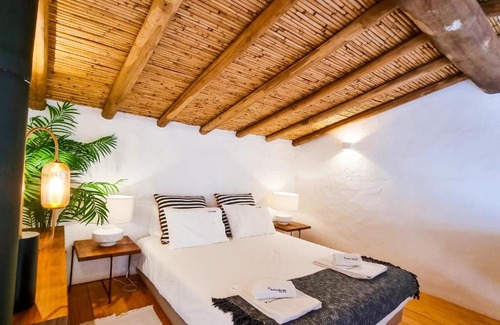 Loule Apartment | FLH Vale Judeu Rustic Mezzanine Cottage II