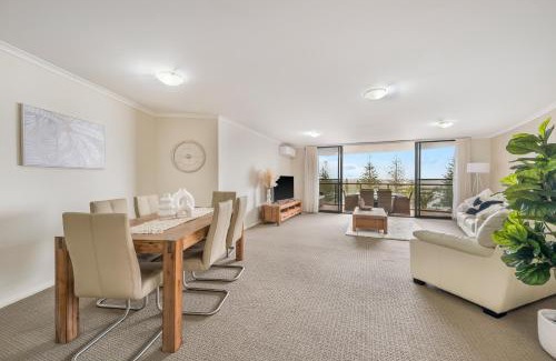 Port Macquarie Apartment | Flightdeck 504