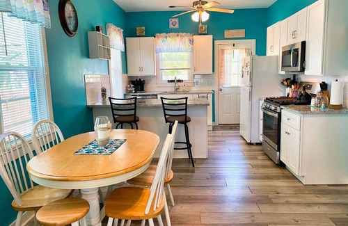 Cape Charles House | Flip Flop Cottage - Chesapeake Properties