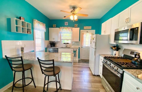Cape Charles House | Flip Flop Cottage - Chesapeake Properties