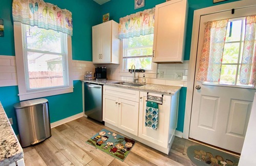 Cape Charles House | Flip Flop Cottage - Chesapeake Properties