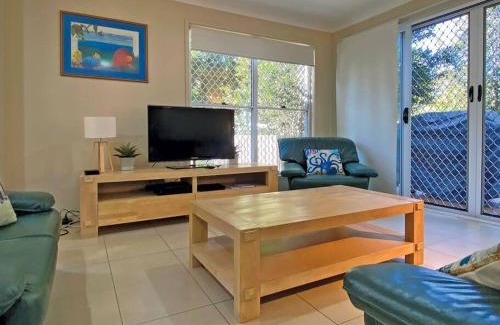 Amity Point House | FLIP FLOP INN