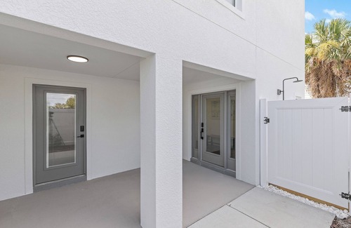 New Smyrna Beach House | 🌊 Flip Flop North Studio | Dog Friendly, 400 Ft to Beach + King Bed